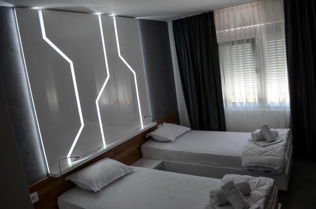 Apartments Good Night Ni Esterno foto