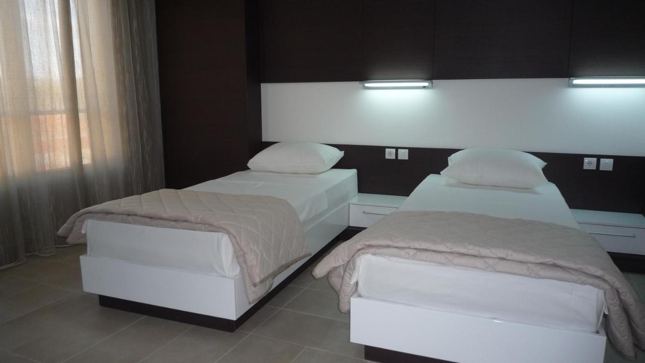 Apartments Good Night Ni Esterno foto