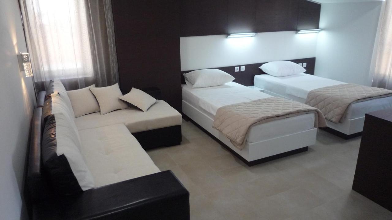 Apartments Good Night Ni Esterno foto